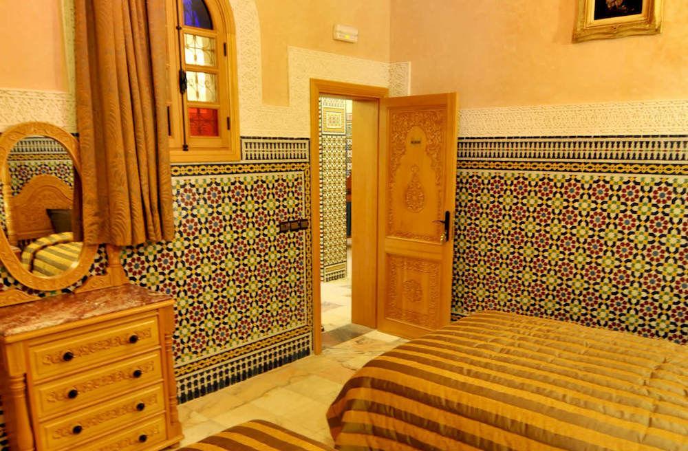 Dar Al Madina Al Kadima Hotel Fez Exterior foto
