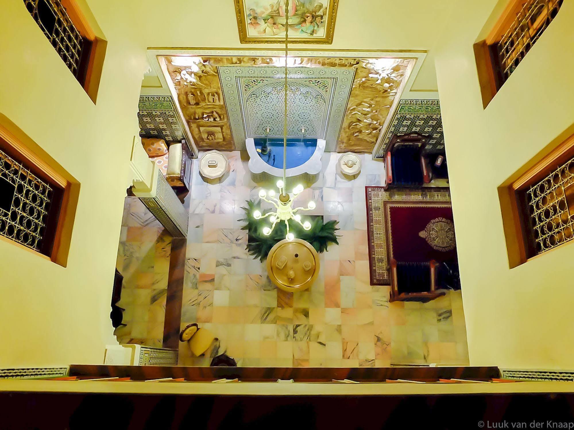 Dar Al Madina Al Kadima Hotel Fez Exterior foto