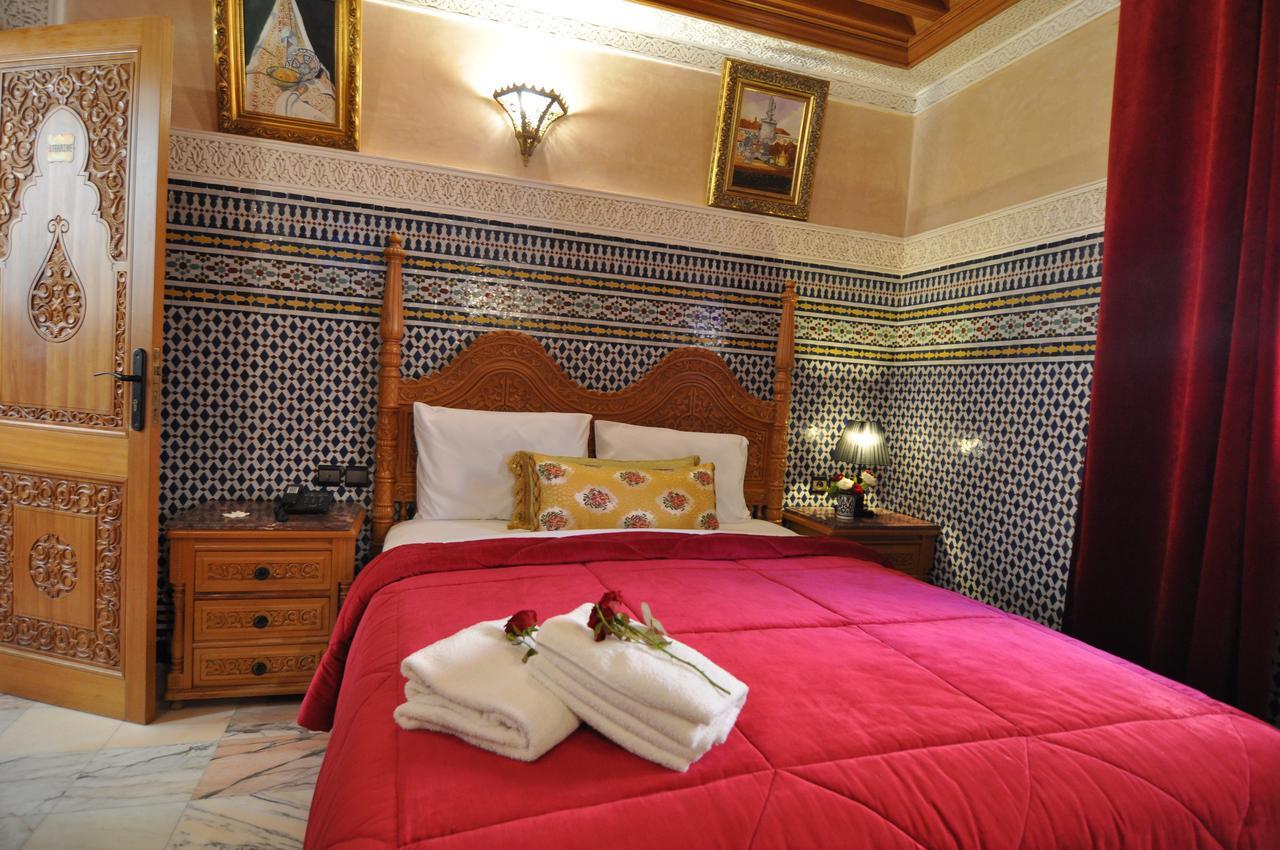 Dar Al Madina Al Kadima Hotel Fez Exterior foto