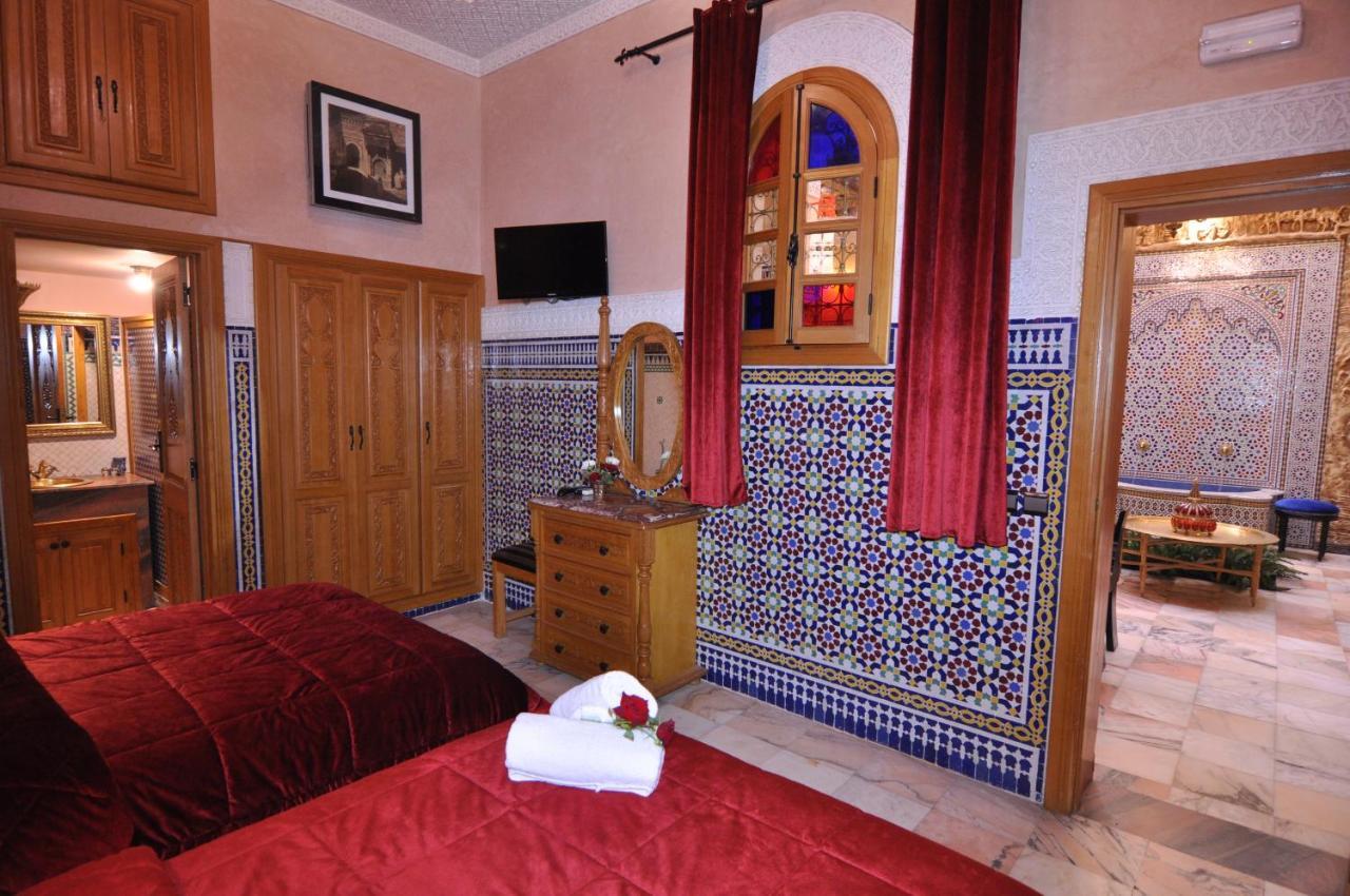 Dar Al Madina Al Kadima Hotel Fez Exterior foto